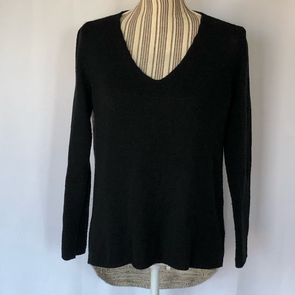 Cecico high low sweater black front beige back